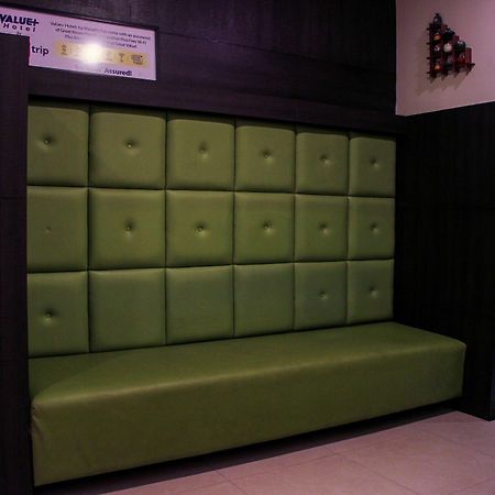 Oyo 5765 Chennai Residency T Nagar Hotel Buitenkant foto