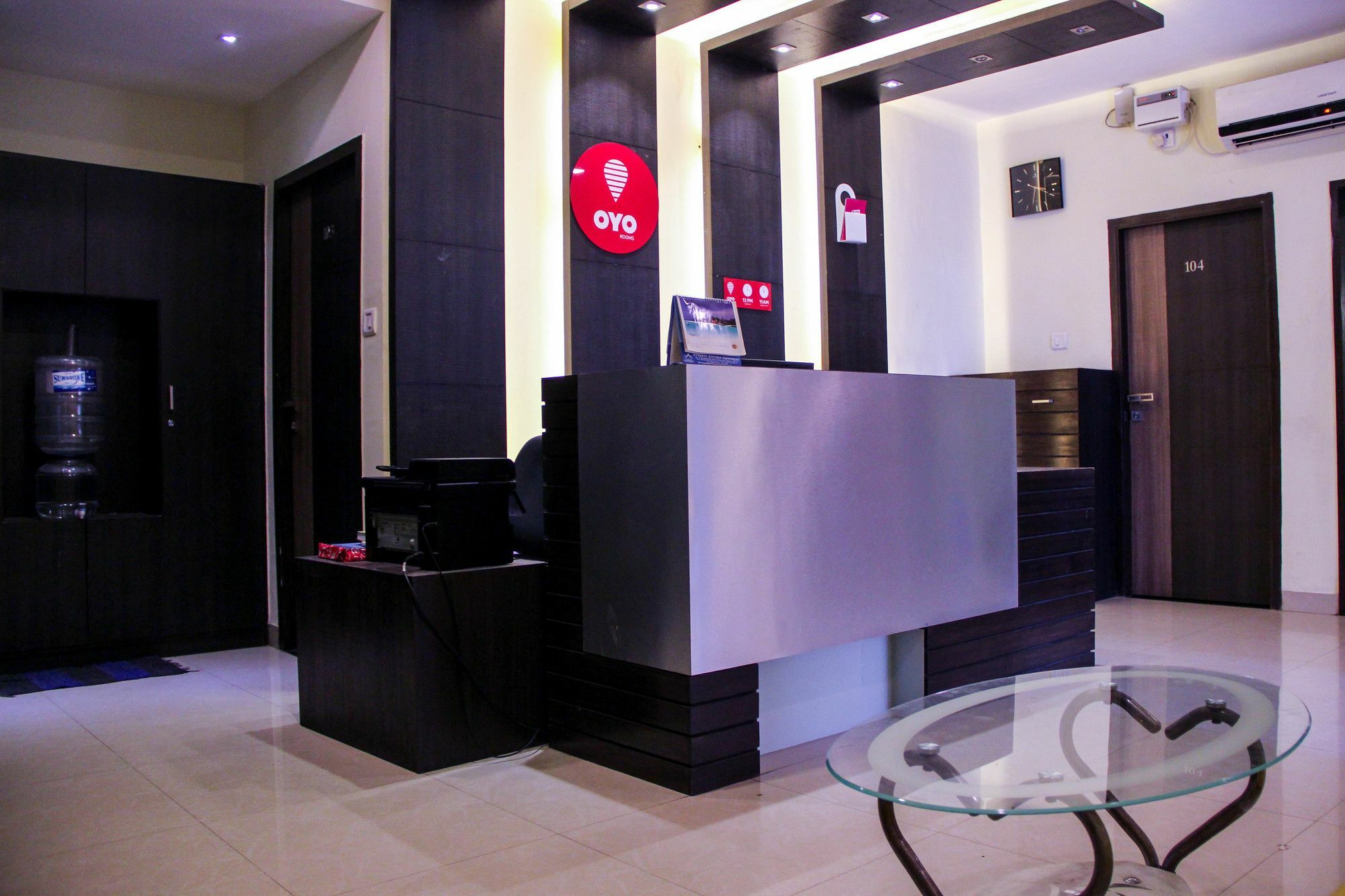 Oyo 5765 Chennai Residency T Nagar Hotel Buitenkant foto