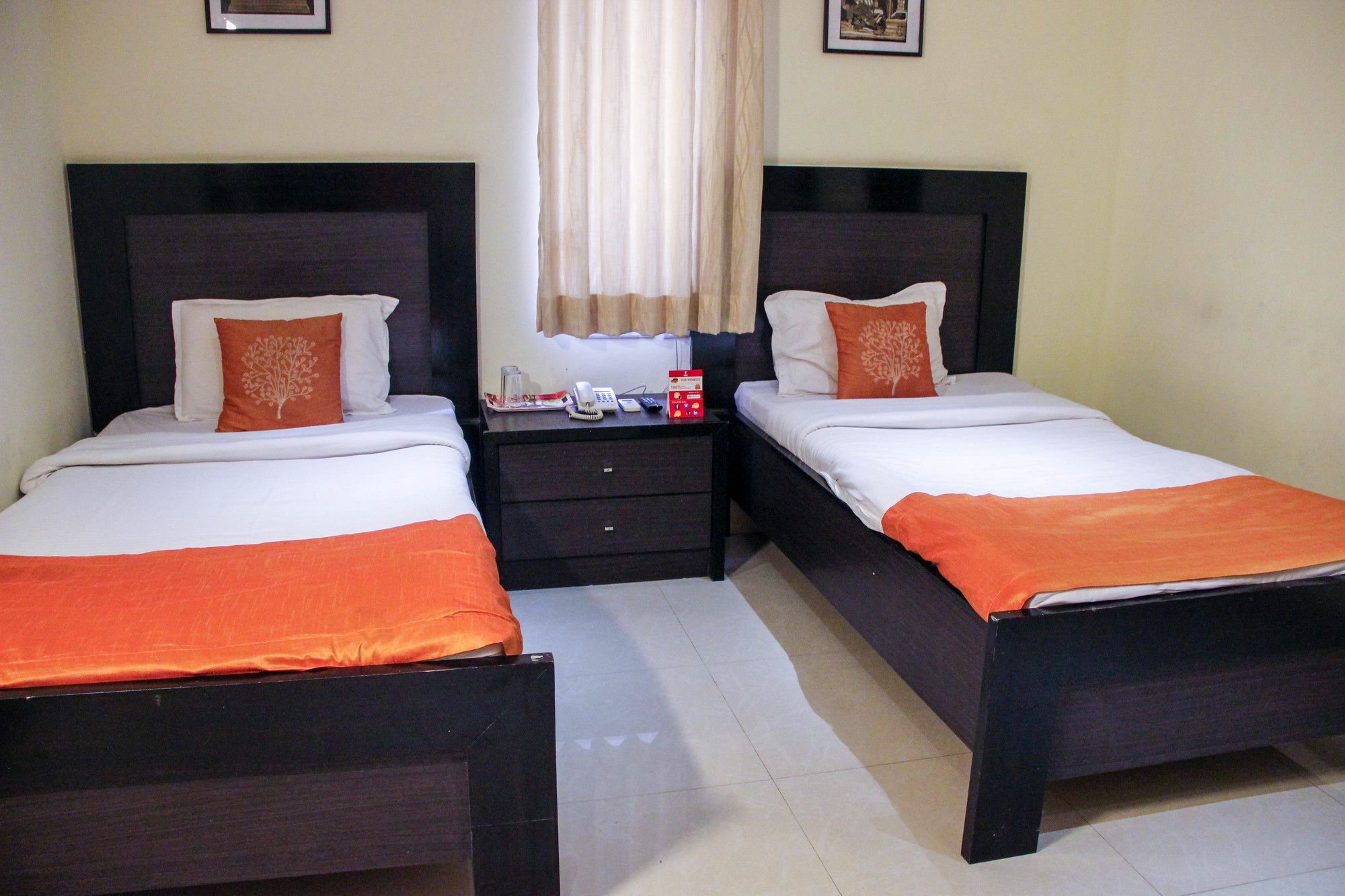 Oyo 5765 Chennai Residency T Nagar Hotel Buitenkant foto